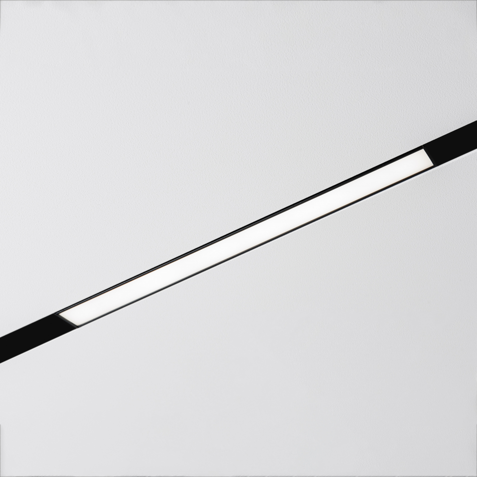 Magnetic track light 820/4000
Магнитный трековый светильник 820/4000